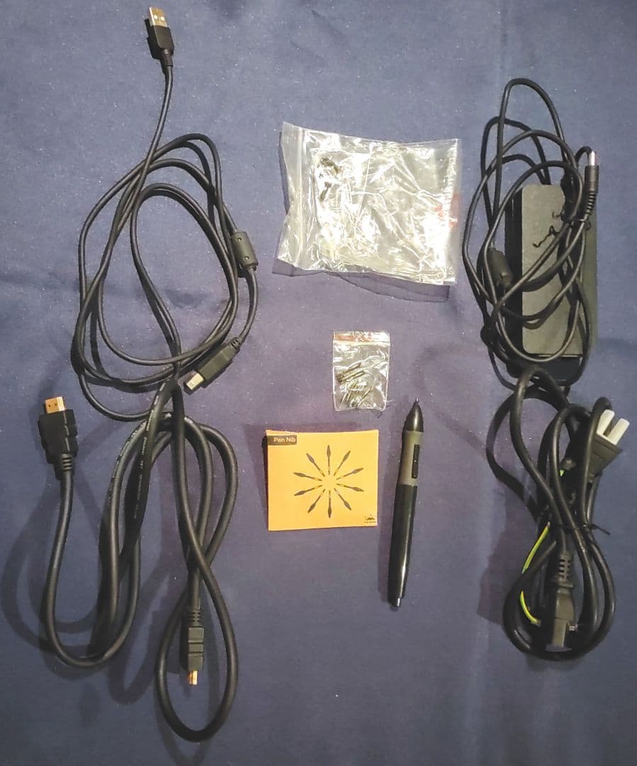 huion gt-221 pro 液晶ペンタブレット　専用スタイラスペン　替芯付