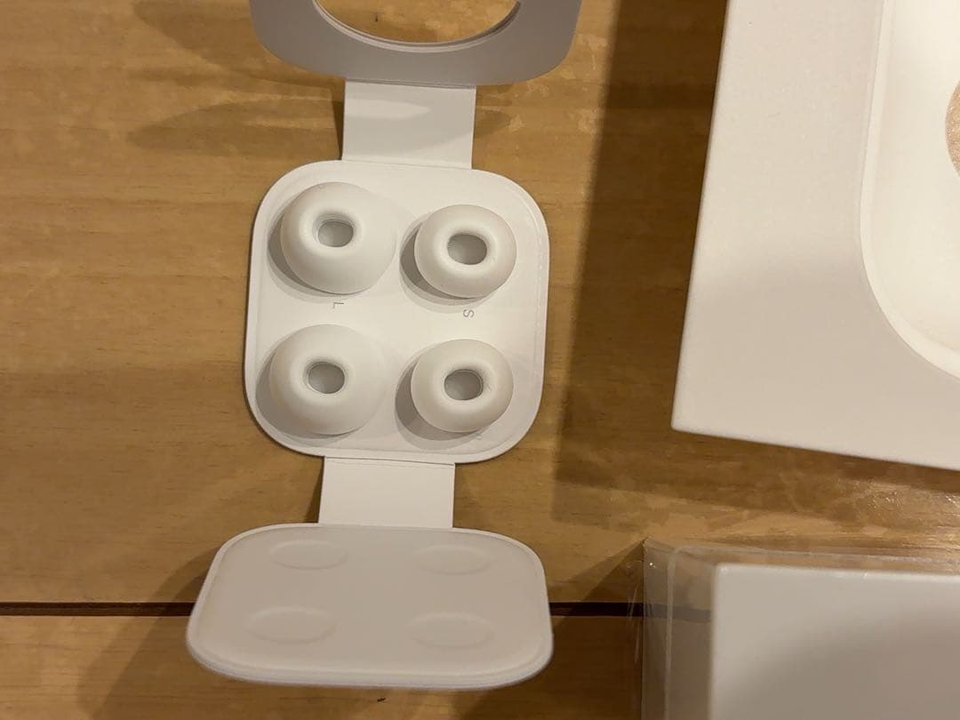 AirPods Pro 本体 ホワイト 充電ケース付き　mwp22ta 第1世代