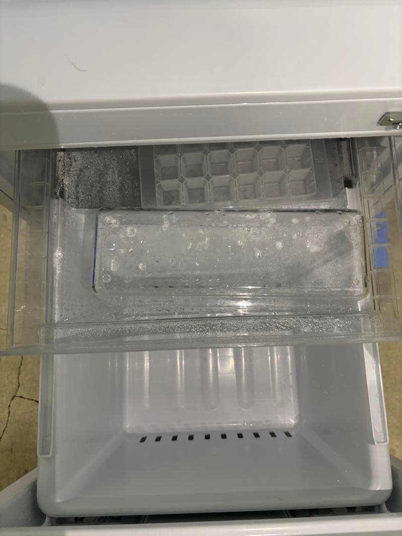 【送料設置込み】2023年製yselect 2ドア冷蔵庫156L YRZF15J