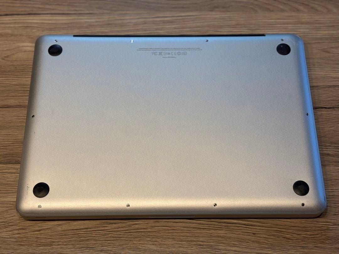 MacBook Pro 13インチ Mid 2010年＋USBマウス付き