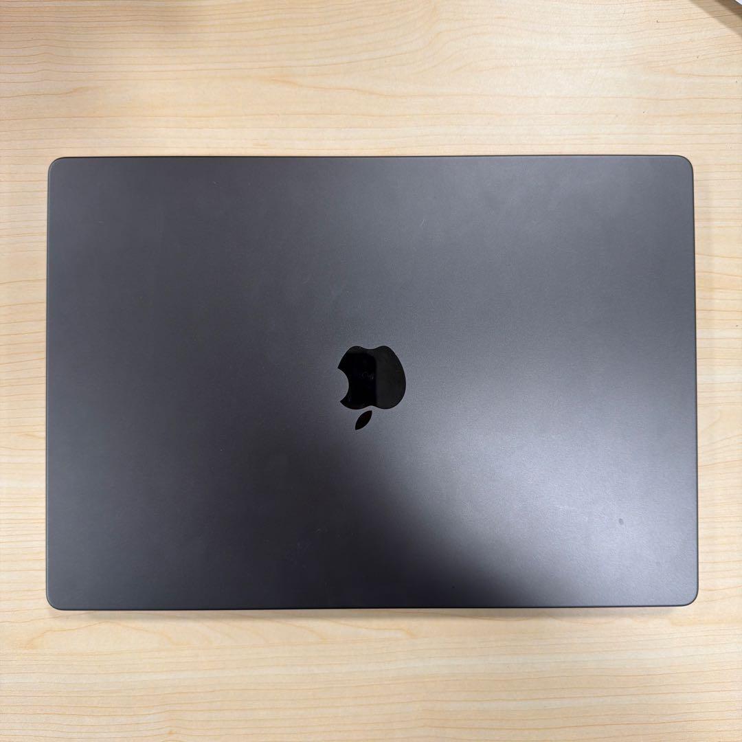 Apple MacBook Pro M3 メモリ36GB 12コア 16インチ