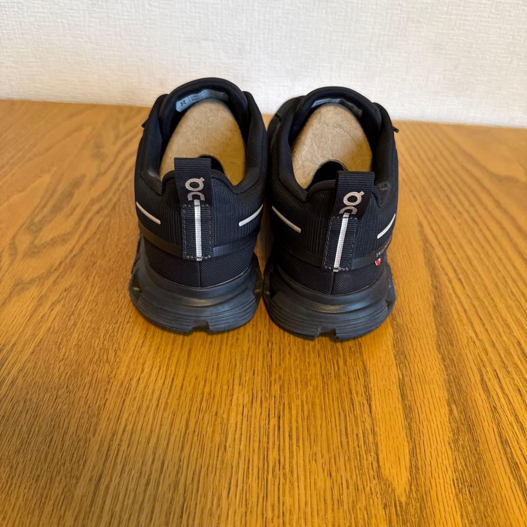 on Cloud6 WP ブラック 28cm