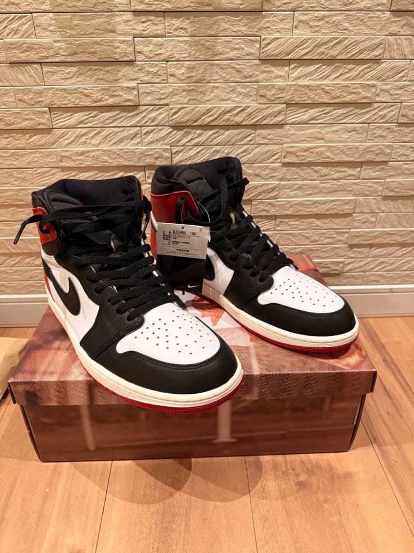 靴 air jordan 1 high OG BlackToe Reimagined