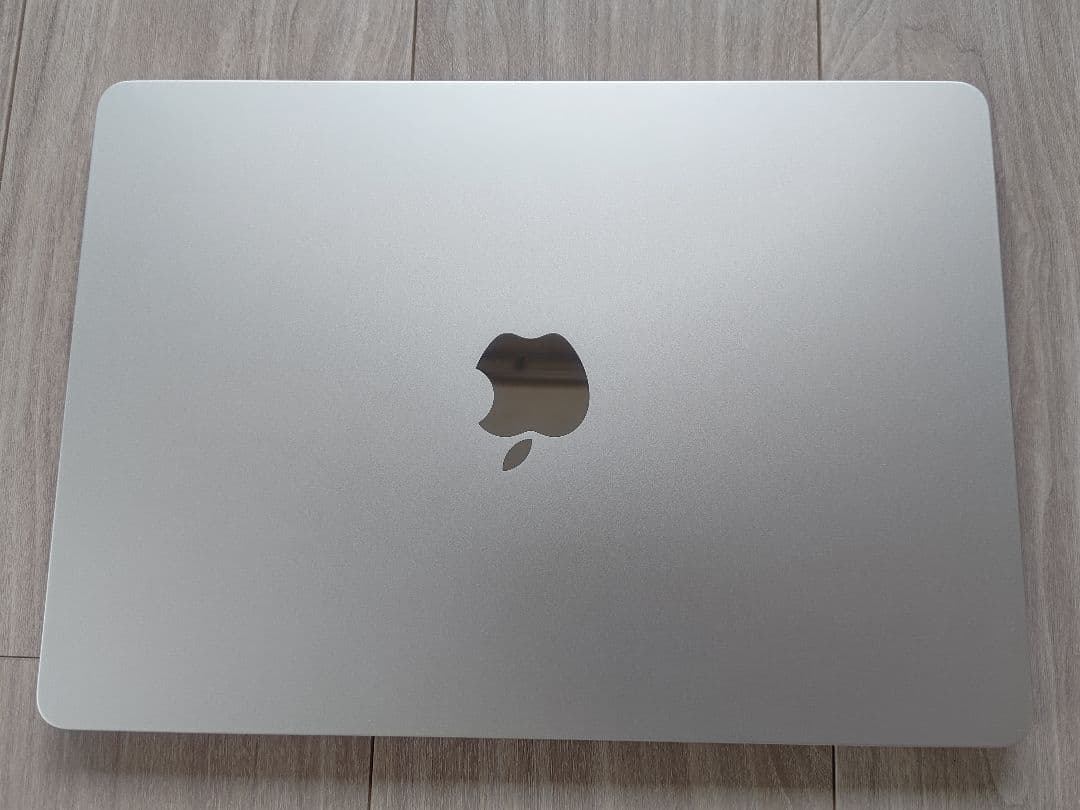 Macbook Air m2 512GB 16GB 色：SL【ジャンク・故障】