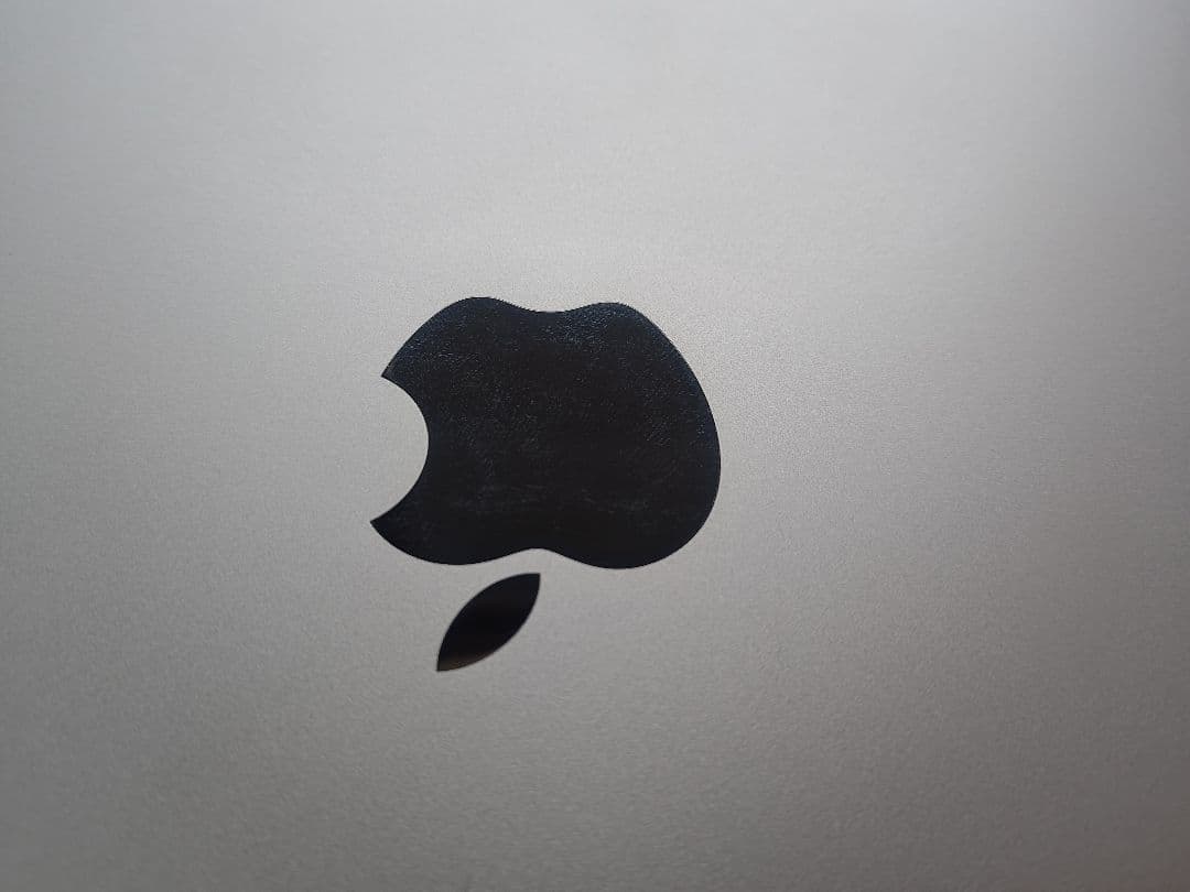 Macbook Air m2 512GB 16GB 色：SL【ジャンク・故障】