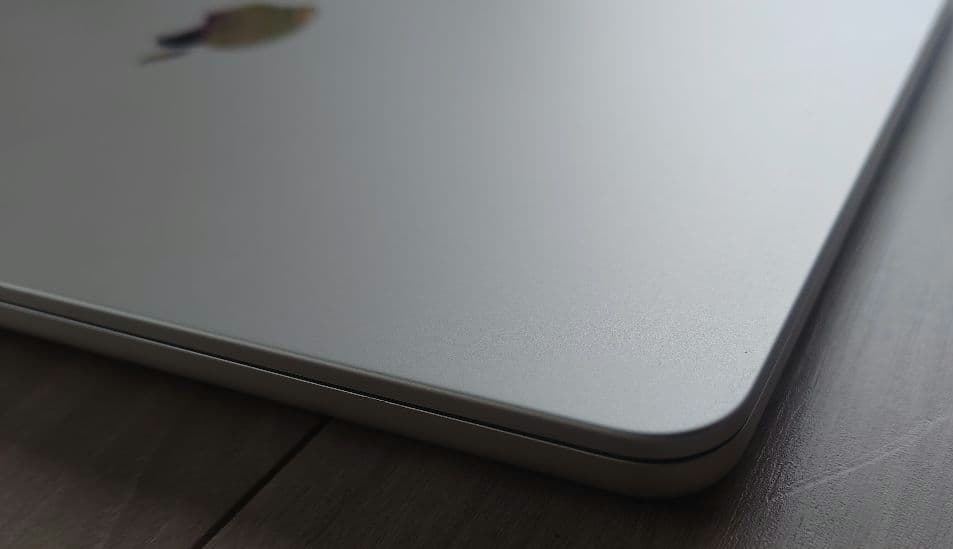 Macbook Air m2 512GB 16GB 色：SL【ジャンク・故障】