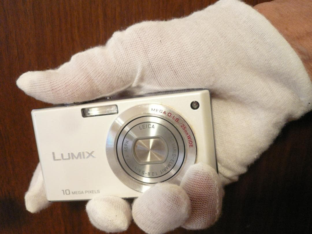 LUMIX★DMC-FX35⭕️安心の実働品★光学４倍★1010万画素★珍しい白