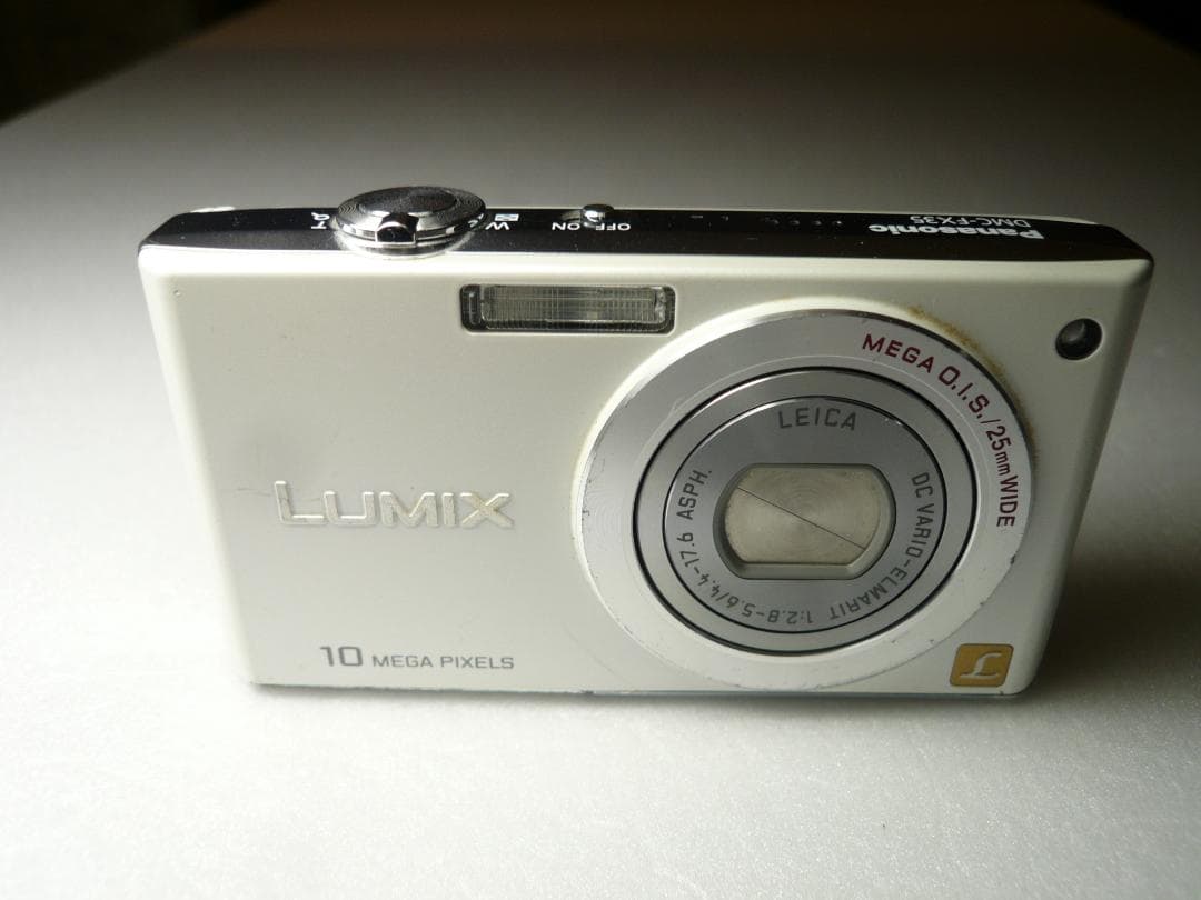 LUMIX★DMC-FX35⭕️安心の実働品★光学４倍★1010万画素★珍しい白