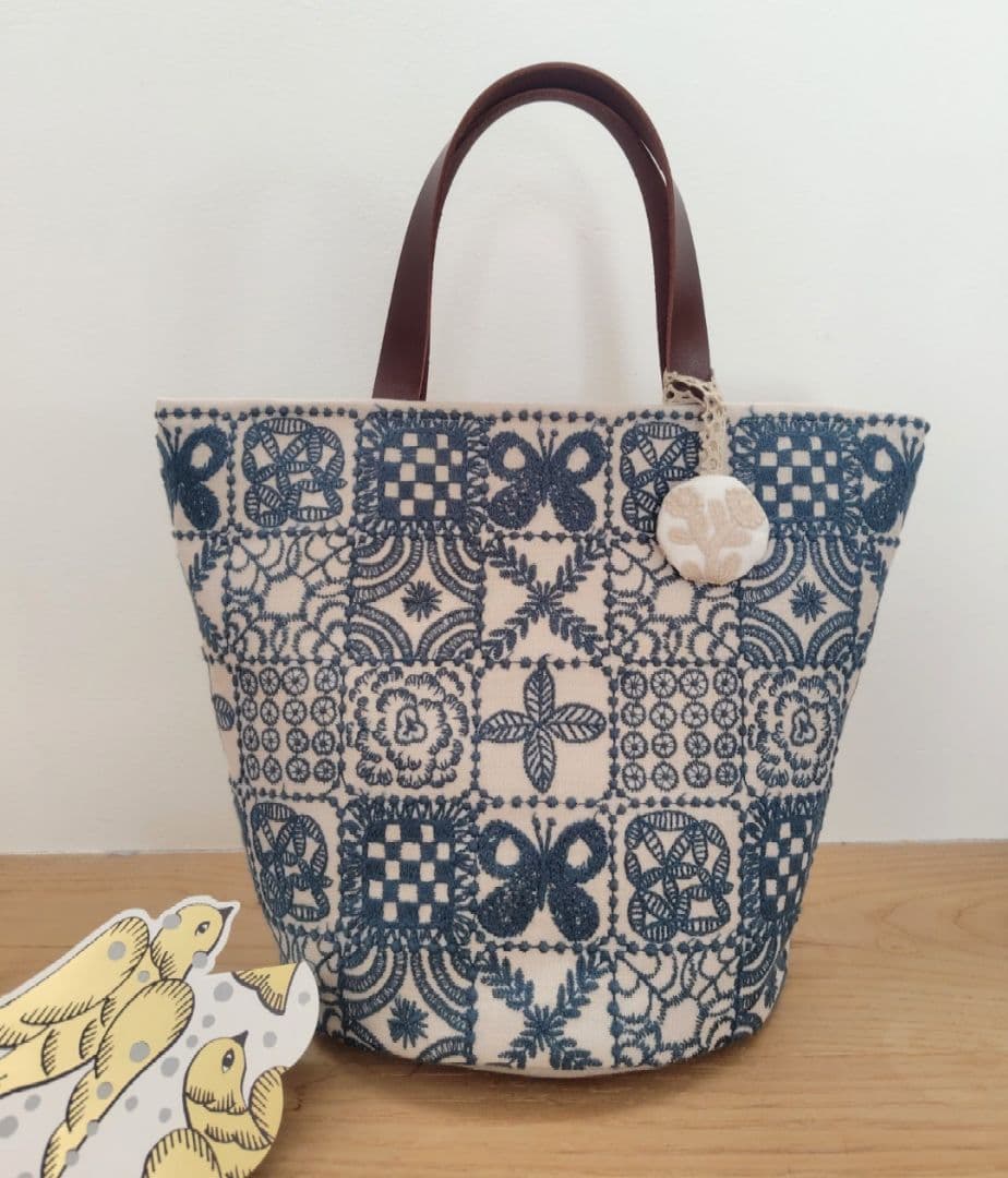 クリスマス出品☆ミナペルホネンforest tile　バケツバック