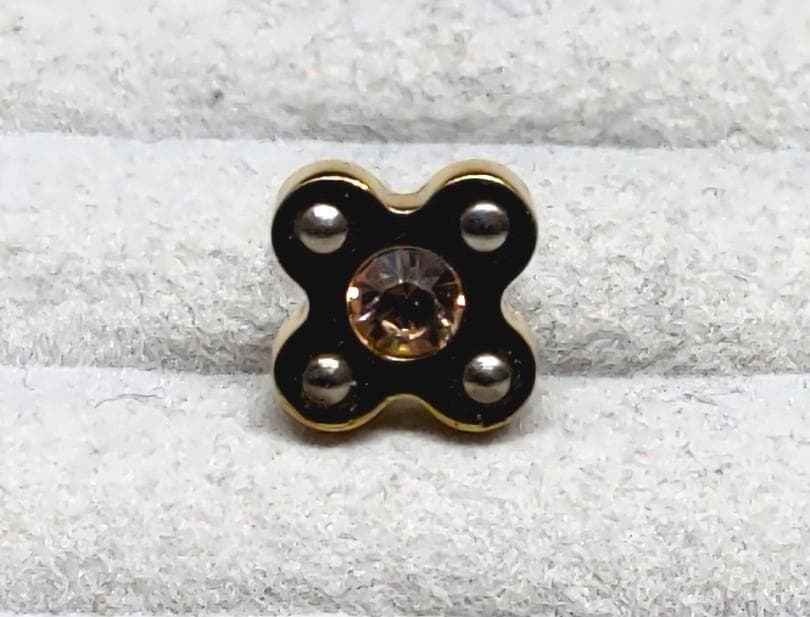 LOUIS VUITTONルイヴィトン　LE1122 　ピアス片耳用　40401