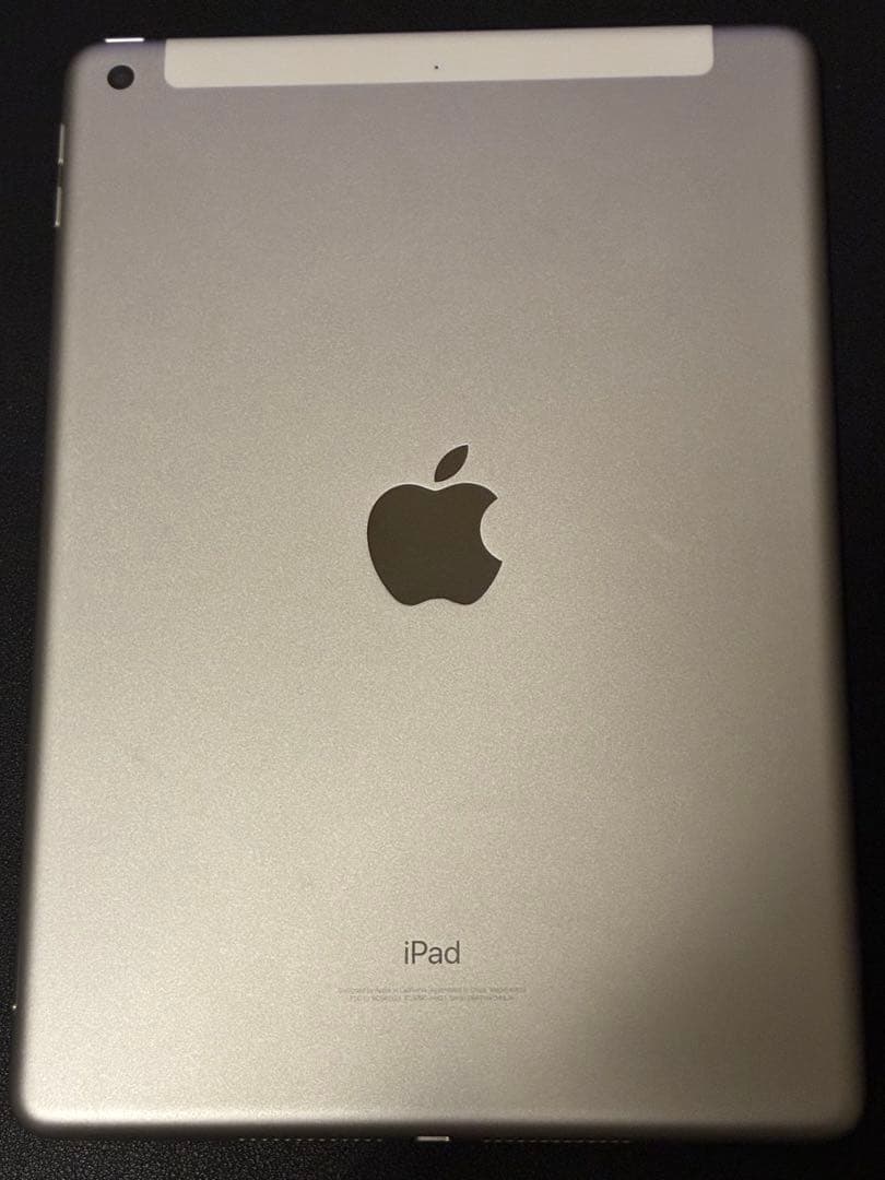 iPad 第5世代 32GB Wi-Fi+Cellular 本体のみ 初期化済み