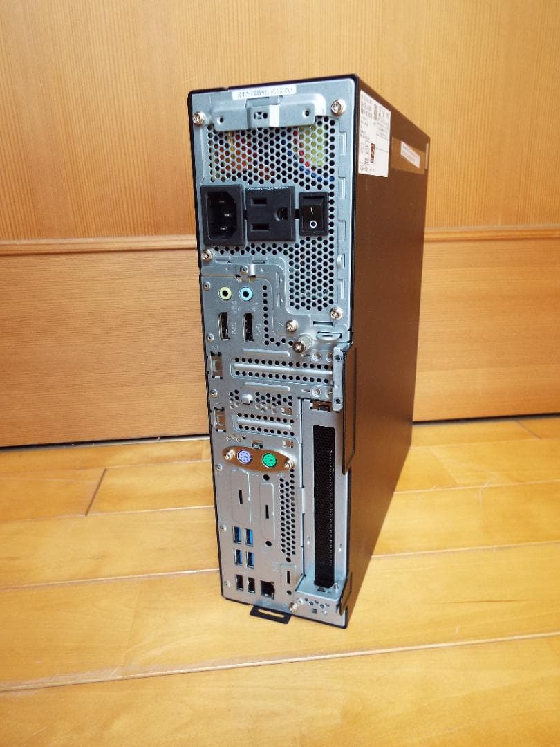 Windowsデスクトップ CELSIUS J5010 i3-10105 32G SSD512G+HDD1