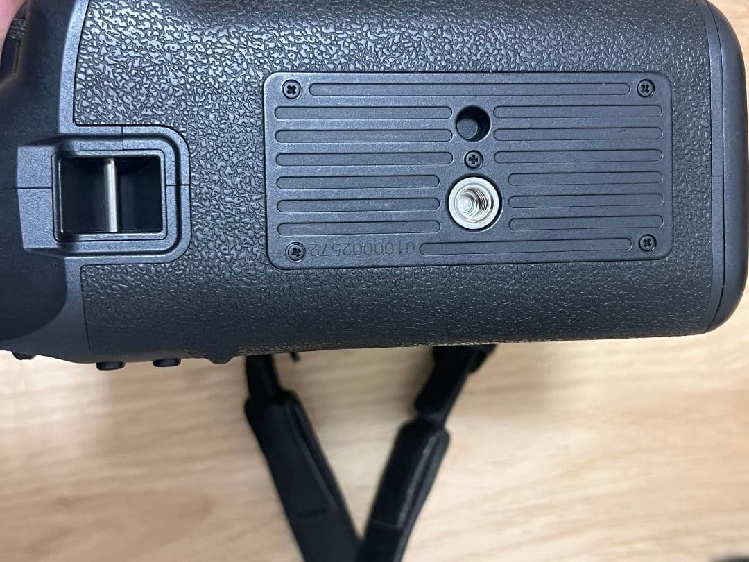 canon r6 キヤノン　バッテリーグリップ　ミラーレス　acru