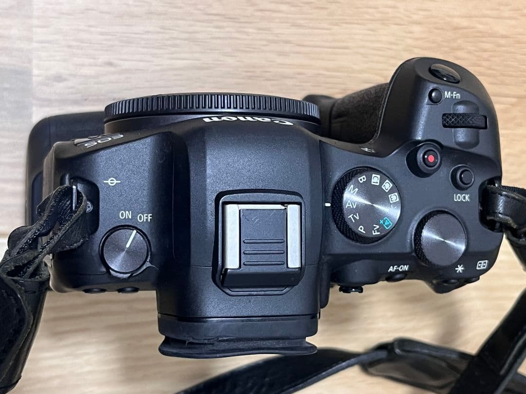 canon r6 キヤノン　バッテリーグリップ　ミラーレス　acru