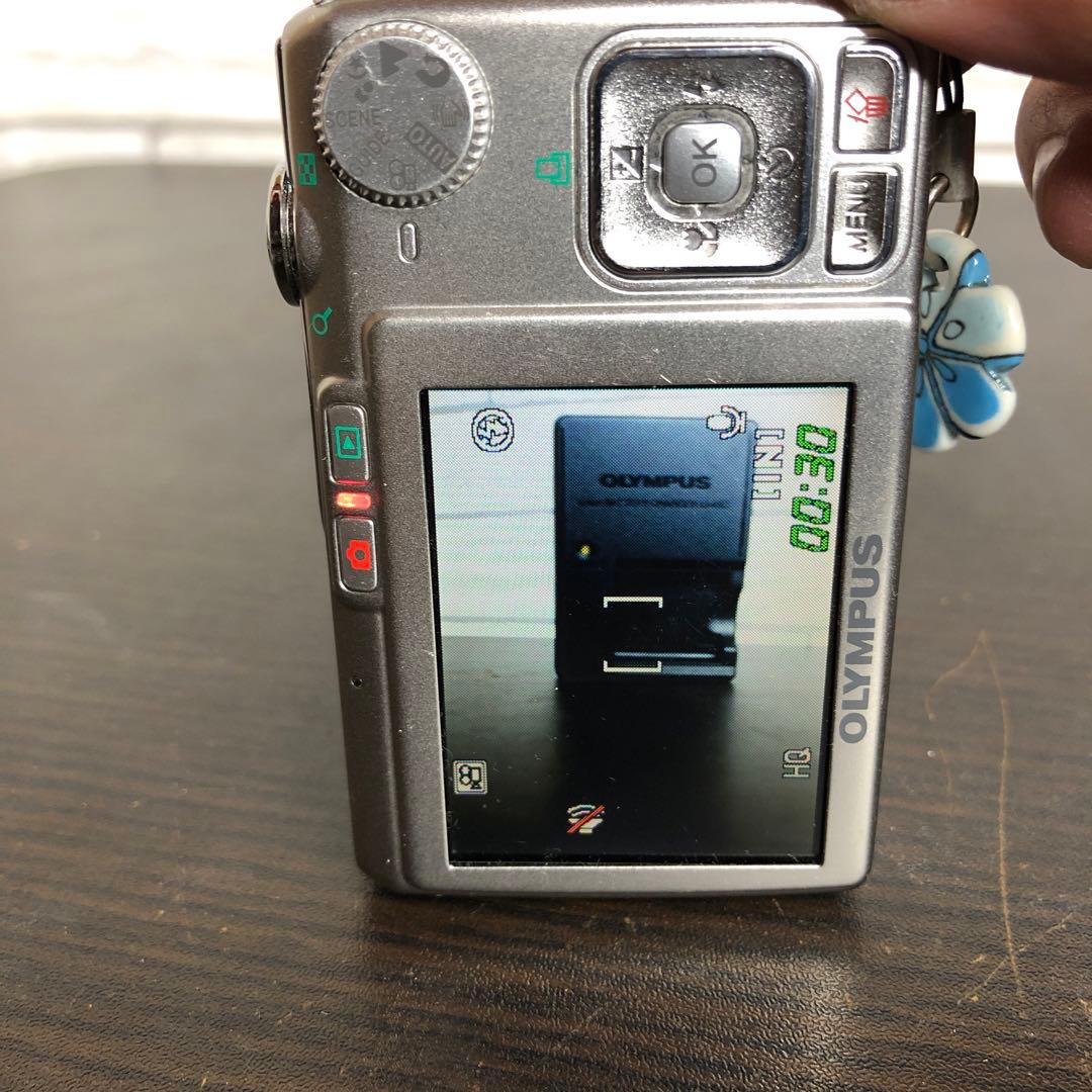 OLYMPUS FE-230 コンパクトカメラ　デジカメ