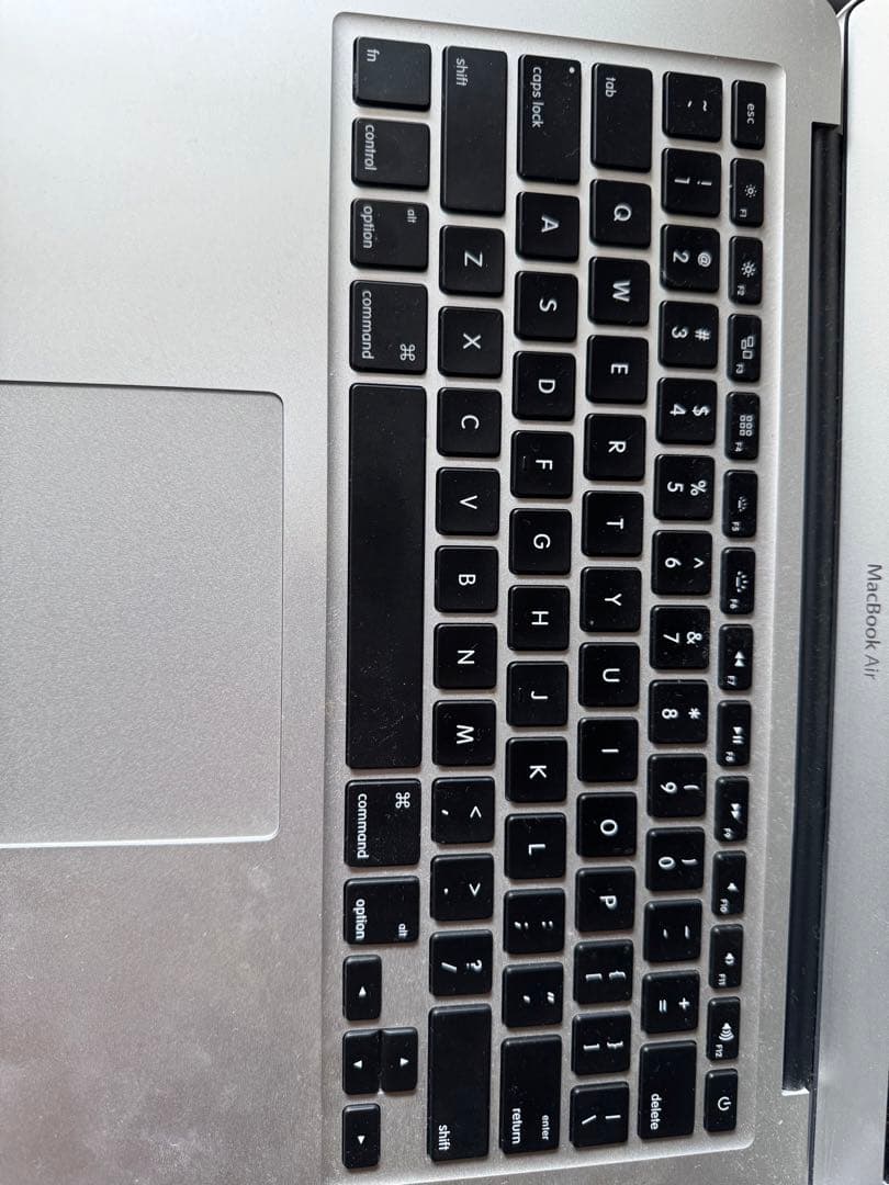 Apple MacBook Air 2012シルバー 充電器付き箱あり