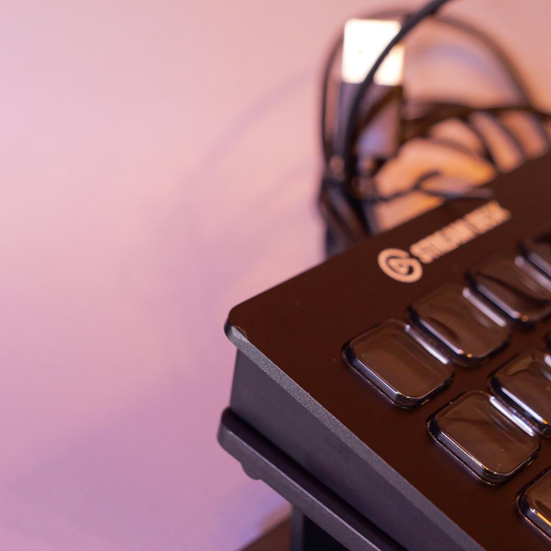 Elgato STREAM DECK 15ボタン 初期型 打痕あり動作OKです