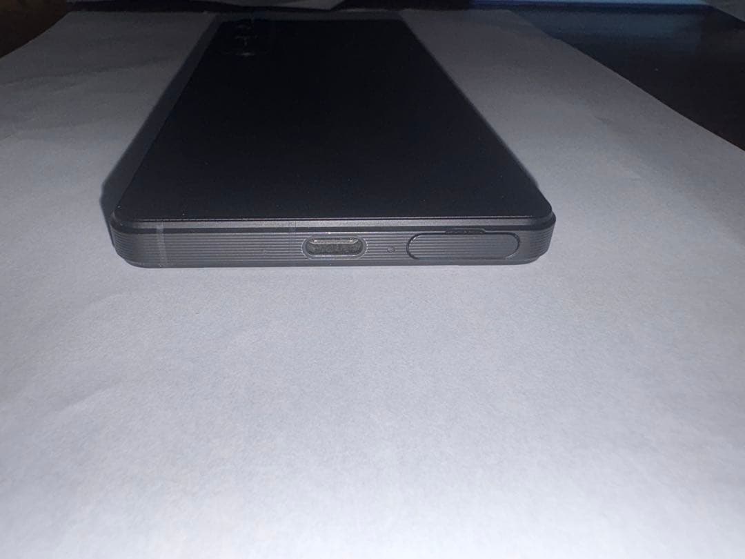 SONY Xperia 1 V simフリー版512GB【純正ケース（中古）付】