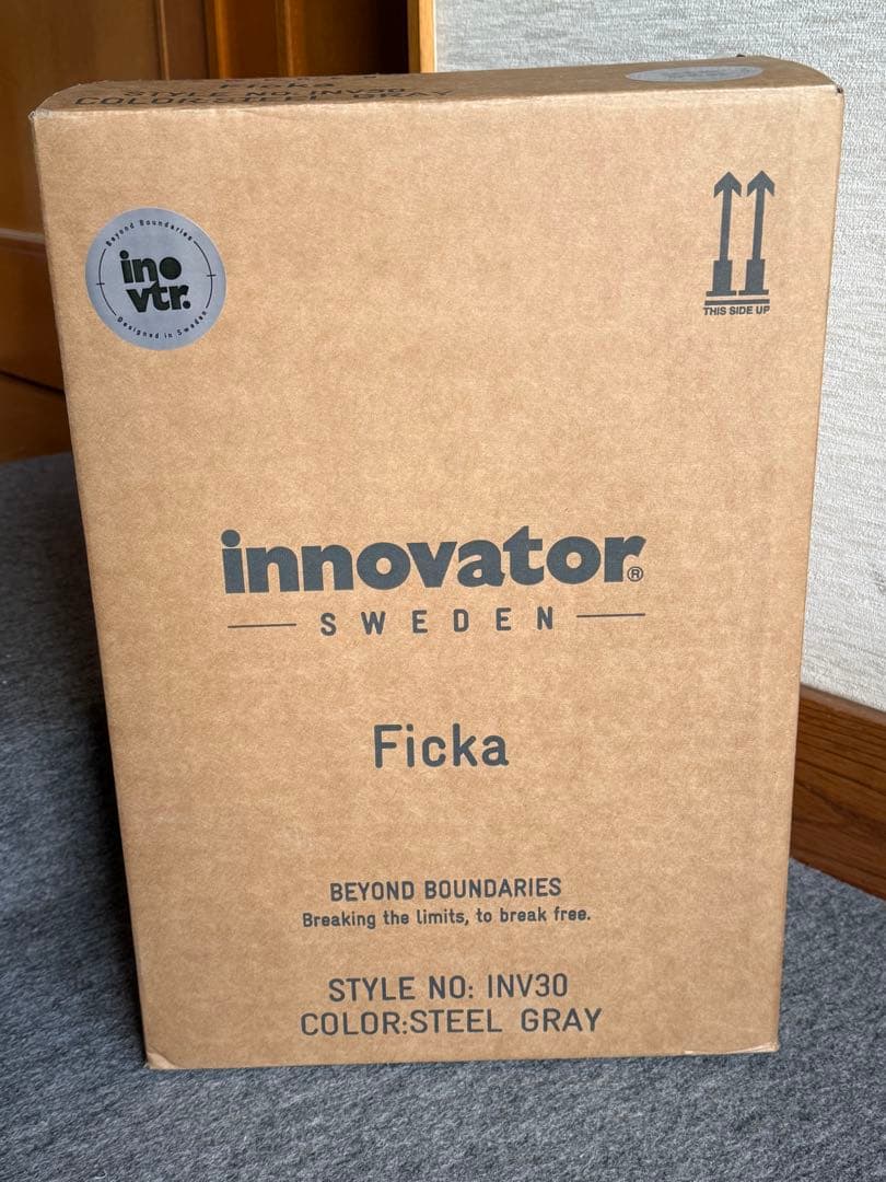 イノベーター キャリーケース INV30 21L スチールグレー　新品未使用品