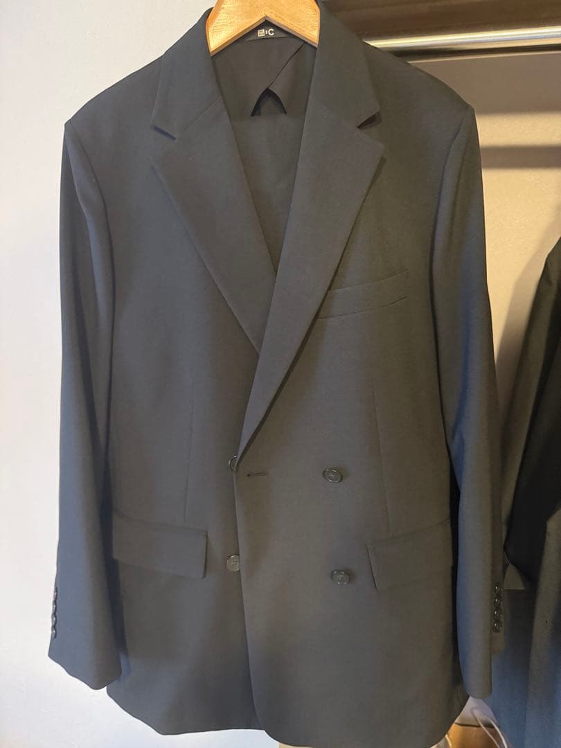 ユニクロC 感動ダブルジャケット　感動タックワイドパンツ　セットアップ