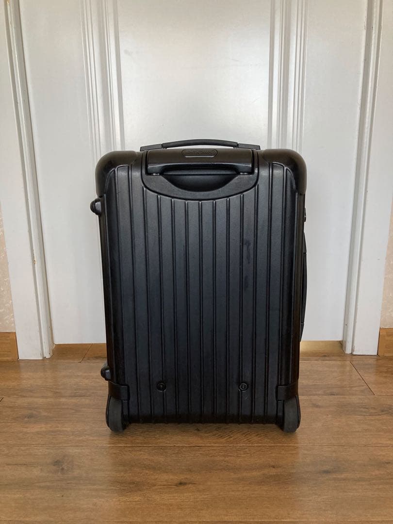 リモワサルサ2輪 デジタル迷彩仕様 最新TSA搭載★艶消黒35ℓ機内持込可能