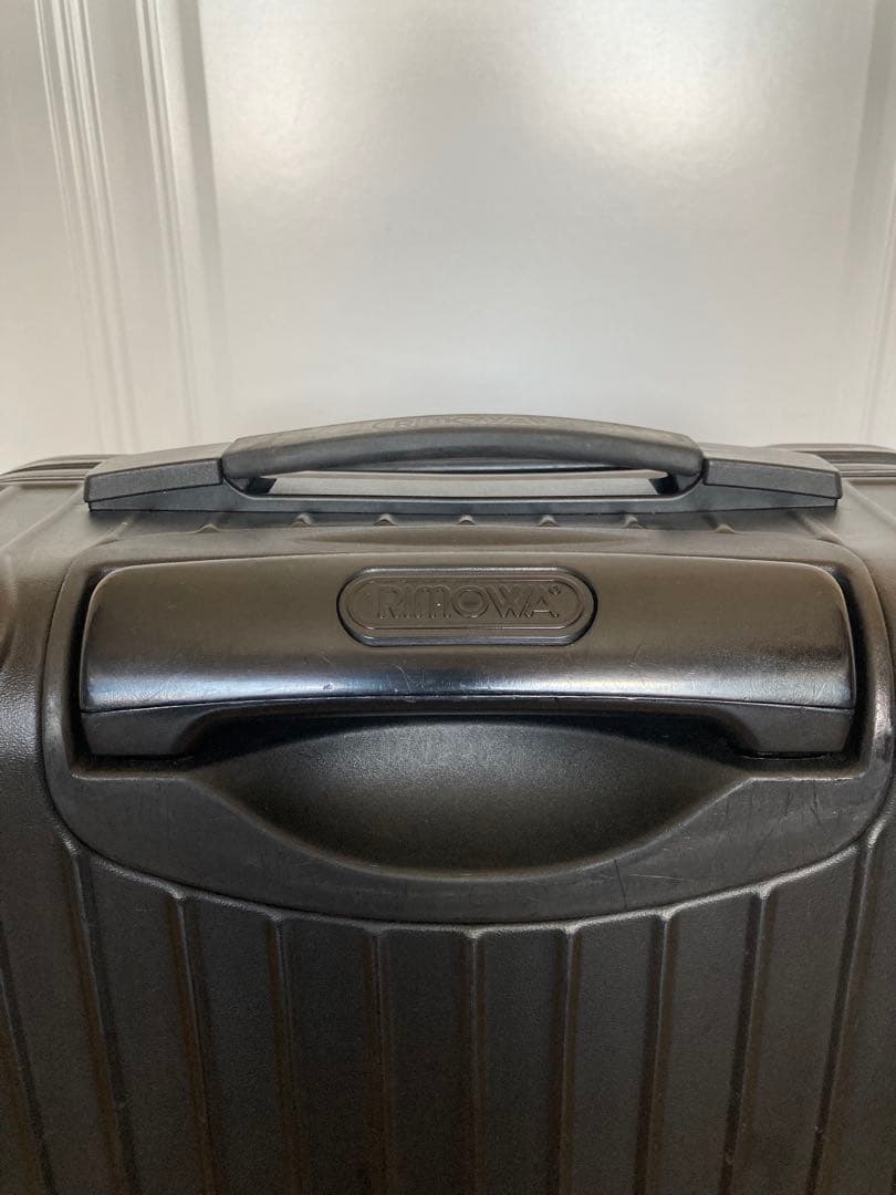 リモワサルサ2輪 デジタル迷彩仕様 最新TSA搭載★艶消黒35ℓ機内持込可能