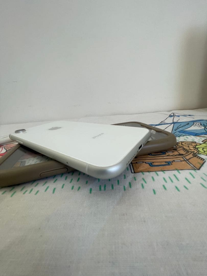 iphoneXR 128GB ホワイト