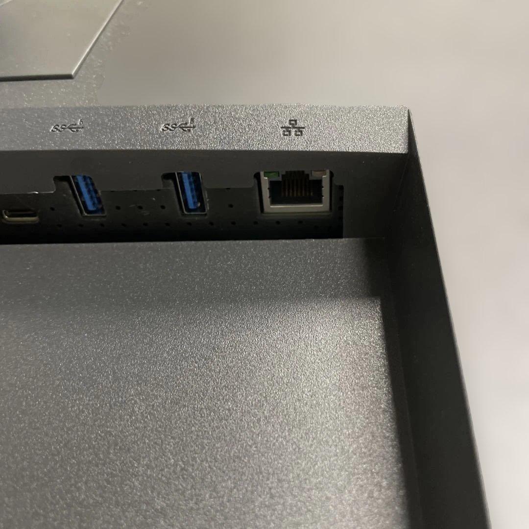 PCモニター　DELL P2723QE 4K 2024年製