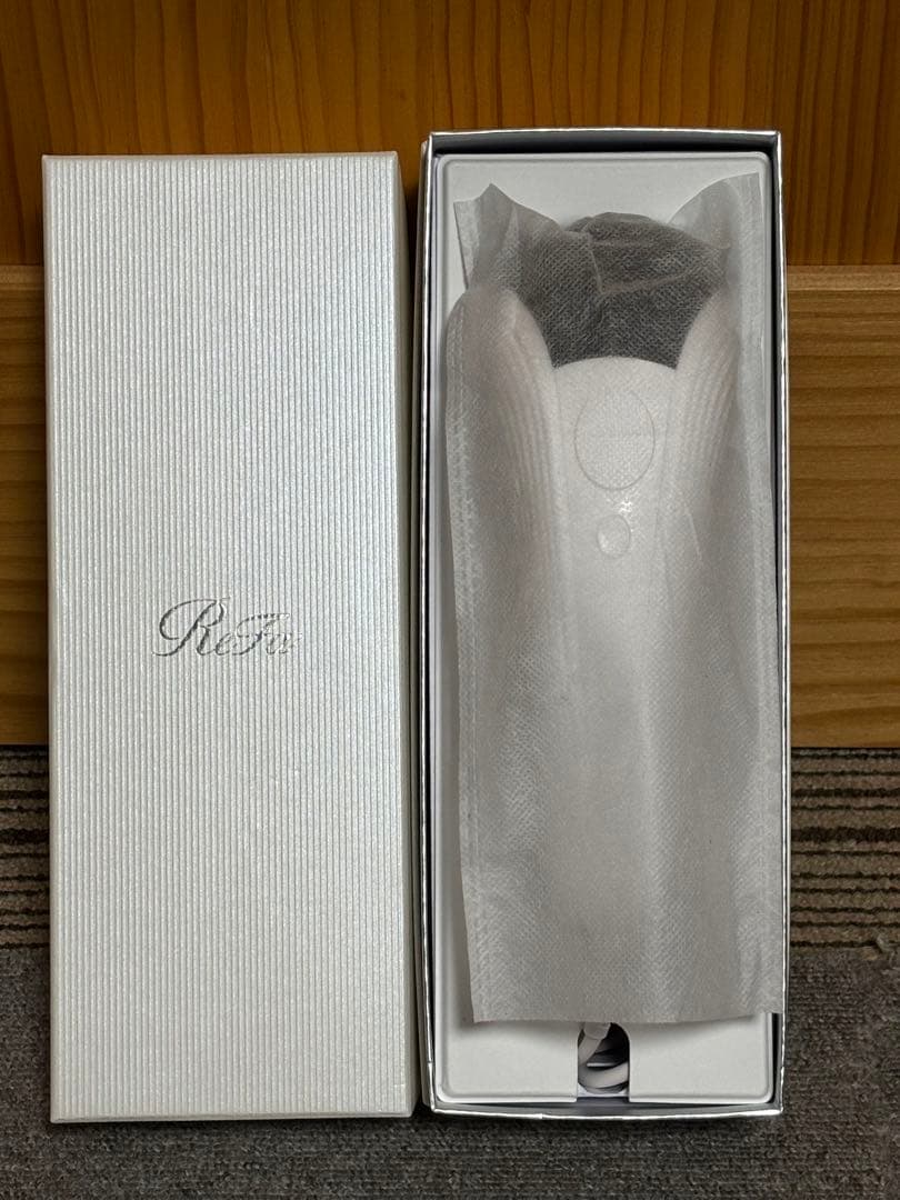 美品⭐︎ReFa 脱毛器 本体と付属品　正規品