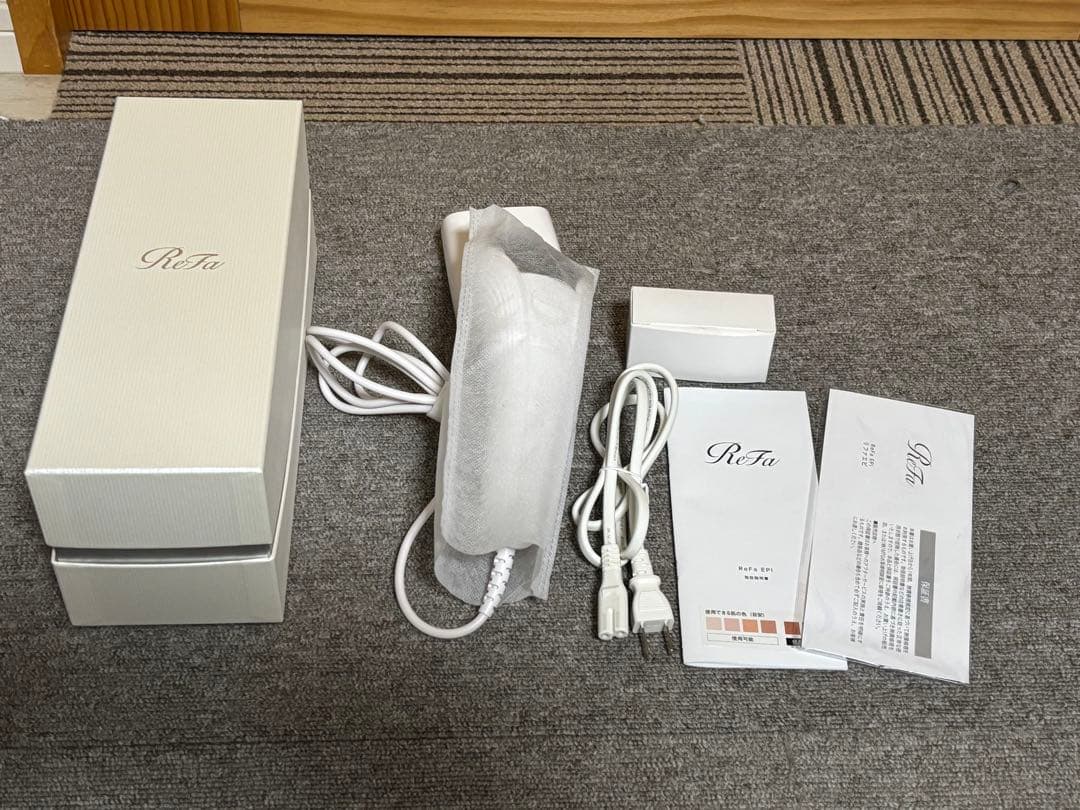 美品⭐︎ReFa 脱毛器 本体と付属品　正規品