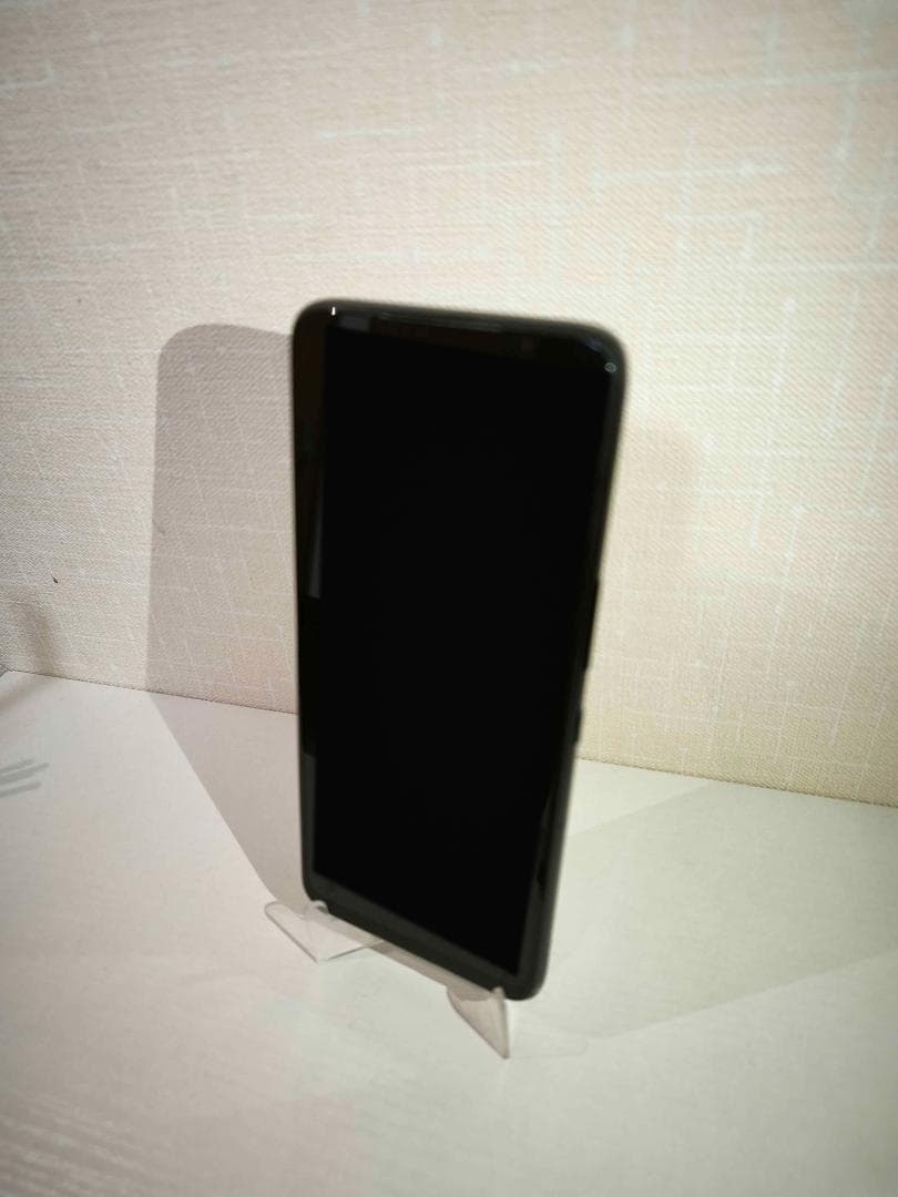 【umi】 ROG Phone 7 256GB ストームホワイト