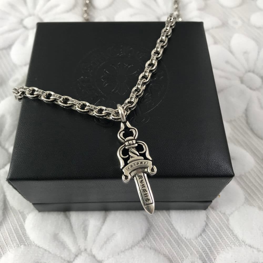 美品！クロムハーツ ネックレス シルバー