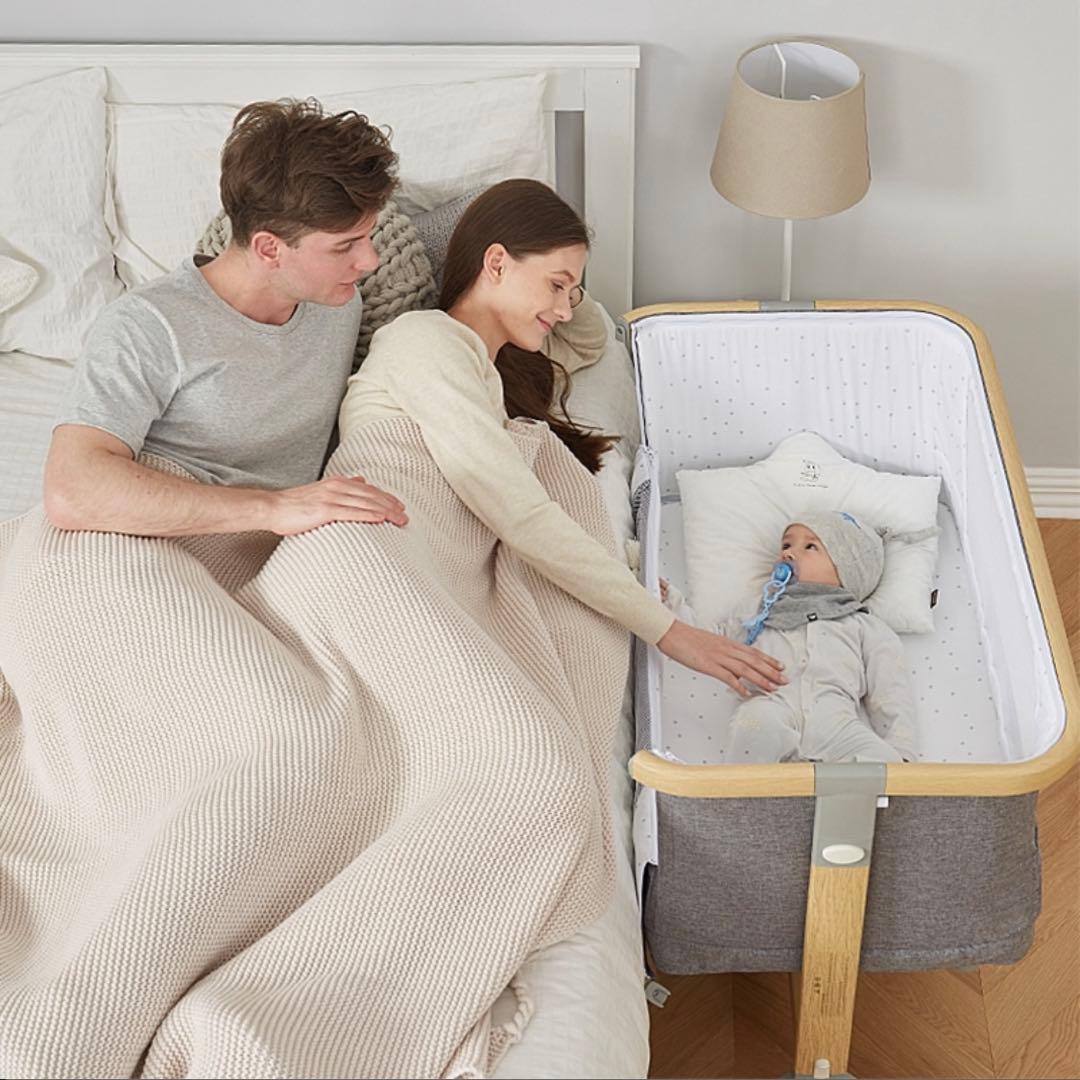 2023最新モデル ベビーベッド スイング機能付き