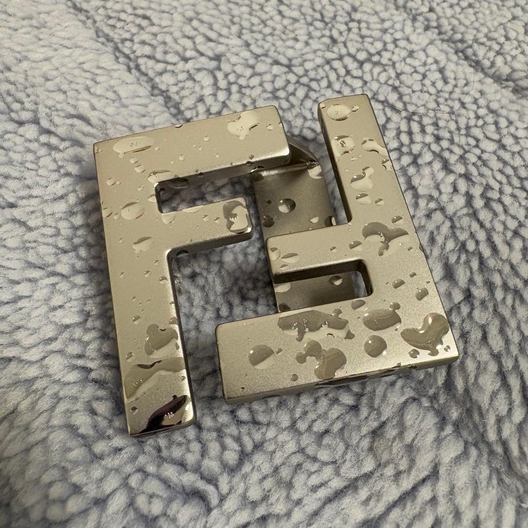 【新品未使用】FENDI シルバー ベルトバックル