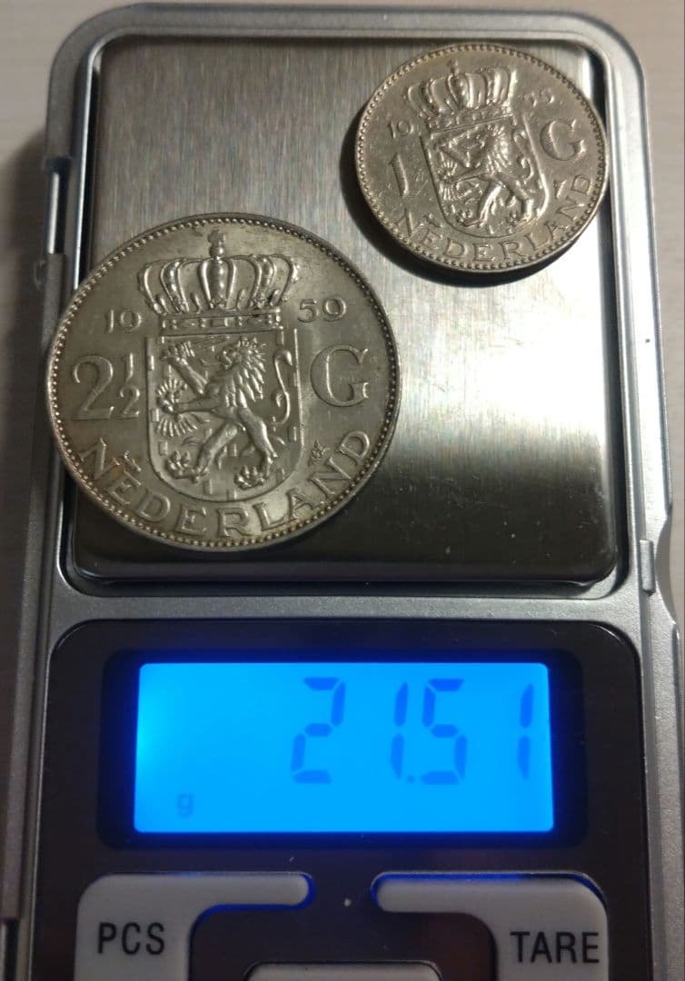 オランダ 旧貨幣 2.5 1959年と1ギルダー 1955年 銀貨 2枚セット