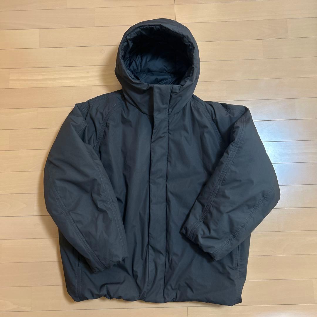 完売品　美品　UNIQLO U　パフテックボリュームパーカ　ダークグレー　L