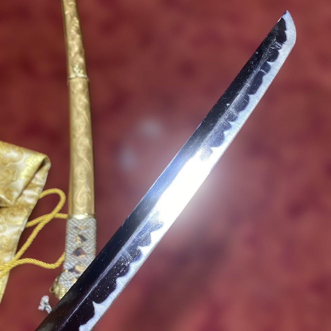 模造刀(刀袋付) 太刀造り 金具装飾 金茶柄 太刀型金鍔