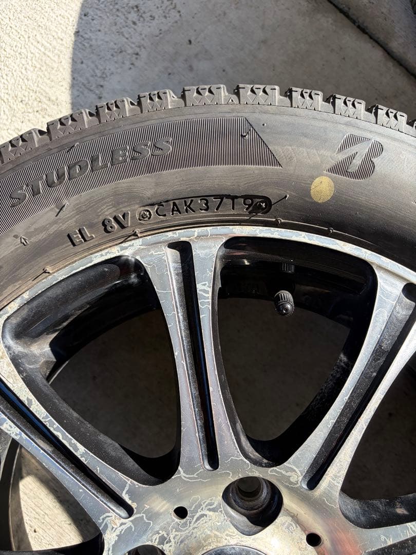 マ*ケ様 ブリヂストン ルークス　スタッドレス　セット