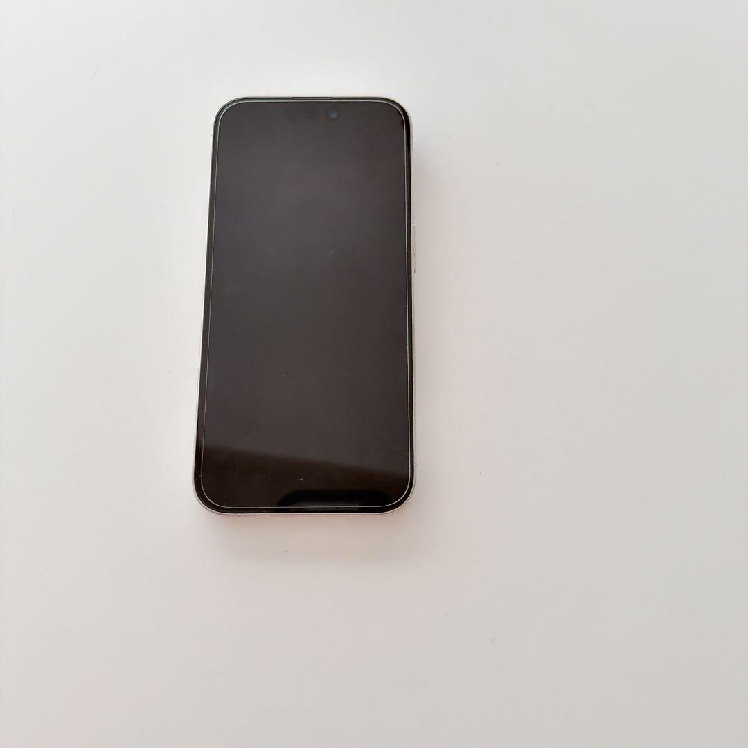 iphone15pro ホワイトチタニウム256GB CASETiFYケース付き