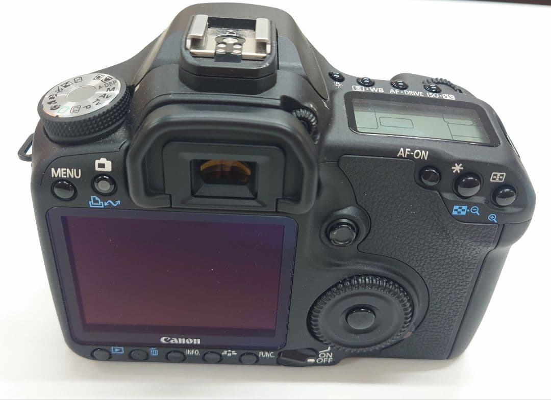 美品 キャノン　Canon EOS 50D レンズセット 箱無し 充電器無し