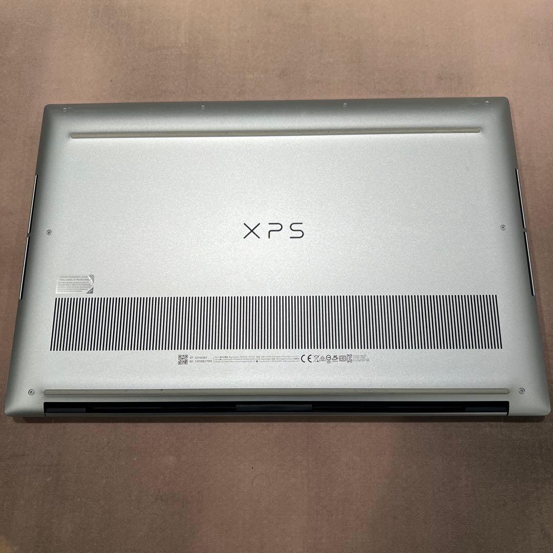 【美品】DELL XPS15 9500/ i7 /16GB /SSD512GB