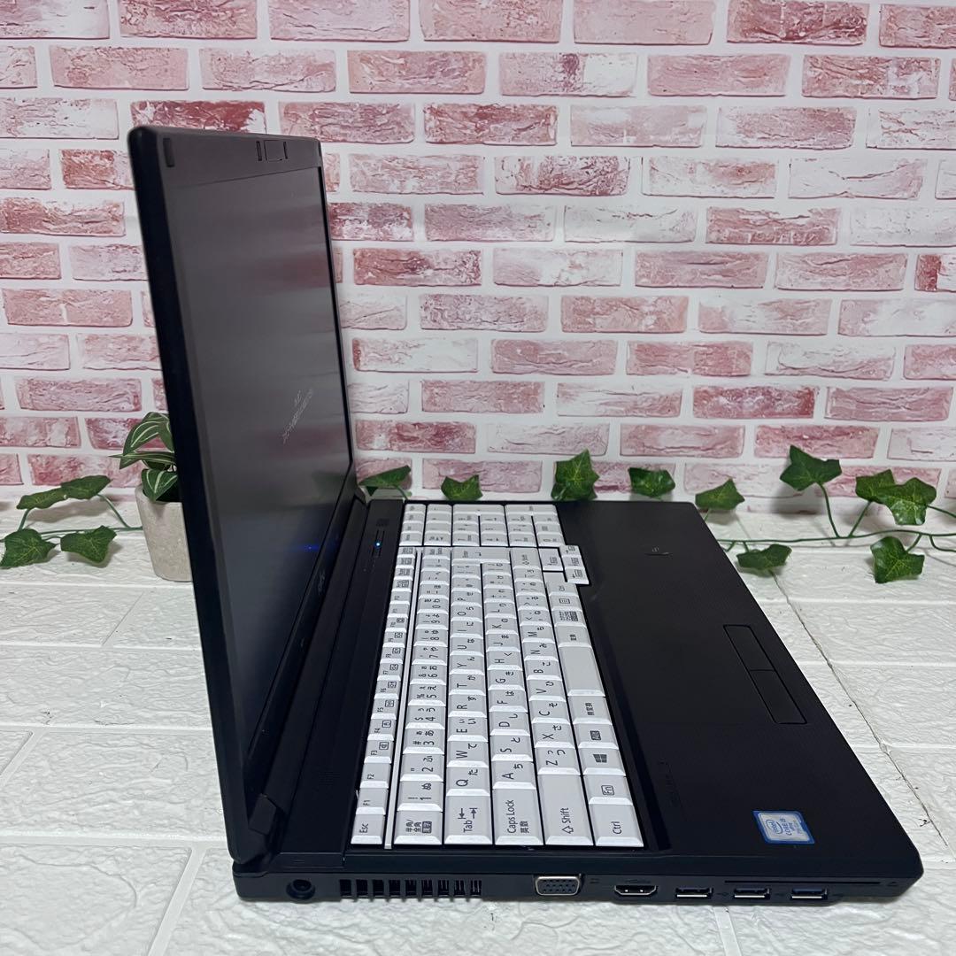 ★高解像度美品　SSD256GB メモリ8GB★A747/S ノートPC150