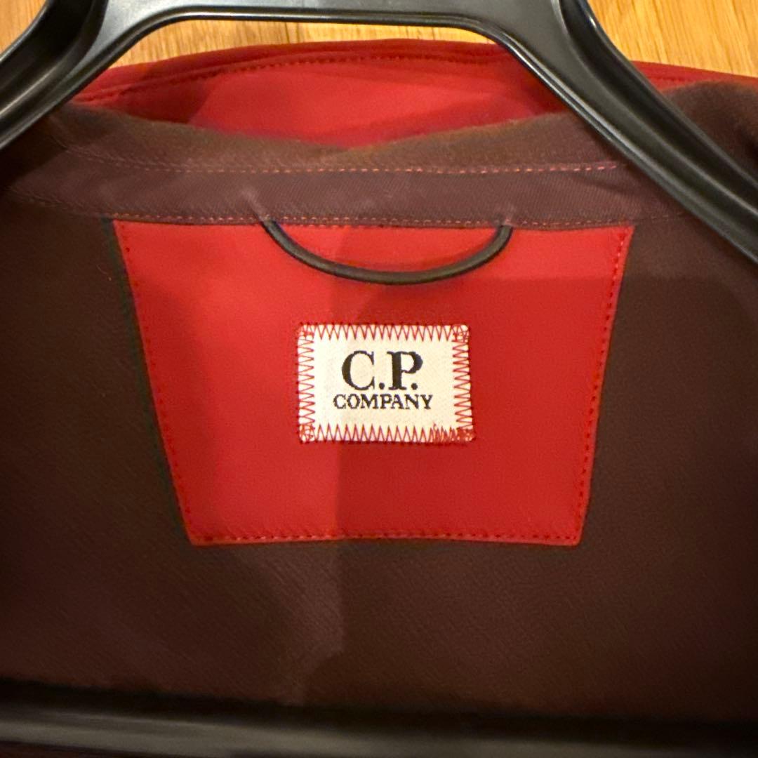 C.P. COMPANY 赤 ナイロンジャケット フード付き