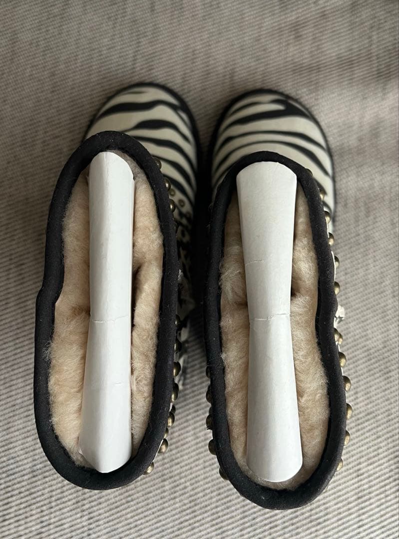 UGG JIMMY CHOO ブーツ 新品未使用