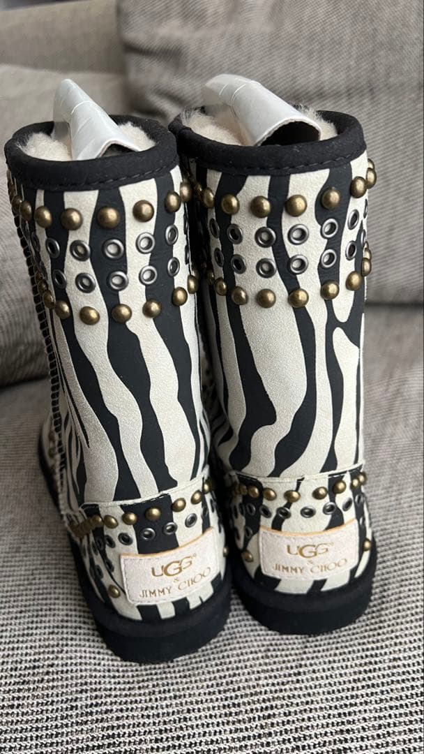 UGG JIMMY CHOO ブーツ 新品未使用