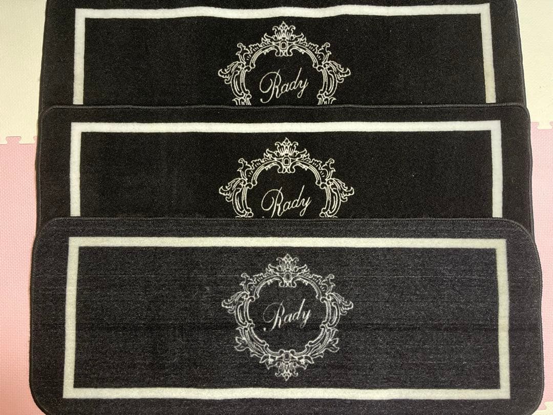 てぃらのさうるす♡