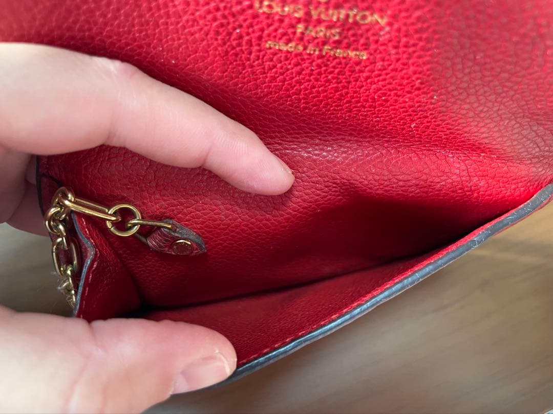 Louis Vuitton レッドキーケース