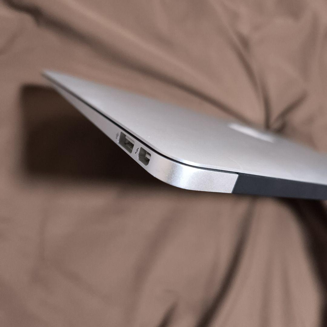 【美品】MacBook Air 11インチ Early 2014【おまけ付き】