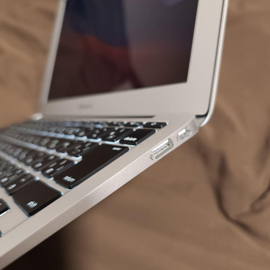 【美品】MacBook Air 11インチ Early 2014【おまけ付き】