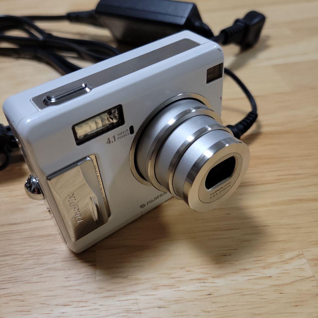 FUJIFILM F440 コンパクトデジタルカメラ